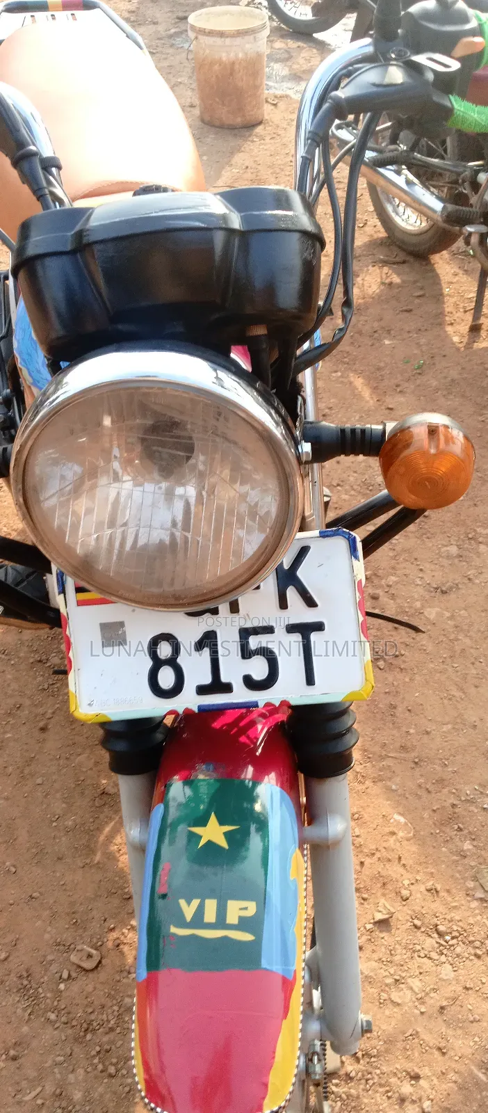 TVS HLX 125 2023 Red