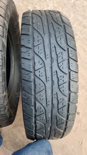 255/70r16 Dunlop Foreign Used