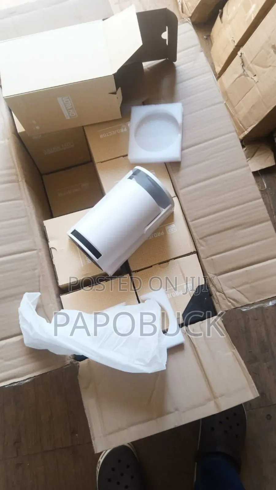 Smart Mini Android Projector