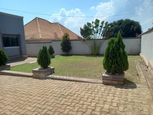 Furnished 4bdrm House in Kira for sale