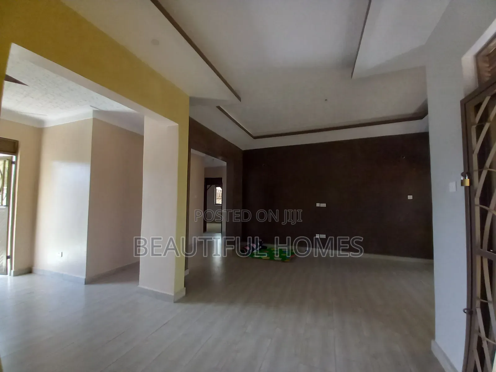 Furnished 4bdrm House in Kira for sale