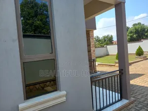 Furnished 4bdrm Bungalow in Kira for sale