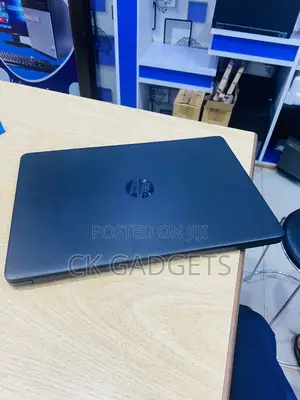 Laptop HP 250 G8 8GB Intel Core I7 HDD+SSD 256GB