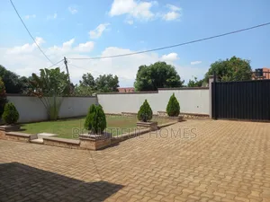 Furnished 4bdrm House in Kira for sale