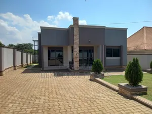 Furnished 4bdrm House in Kira for sale