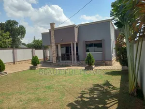Furnished 4bdrm House in Kira for sale