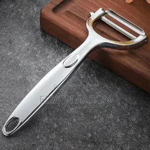 Peeeler With Stainless Steel Handle