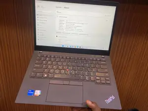 Laptop Lenovo ThinkPad T14s G4 16GB Intel Core I5 SSD 512GB