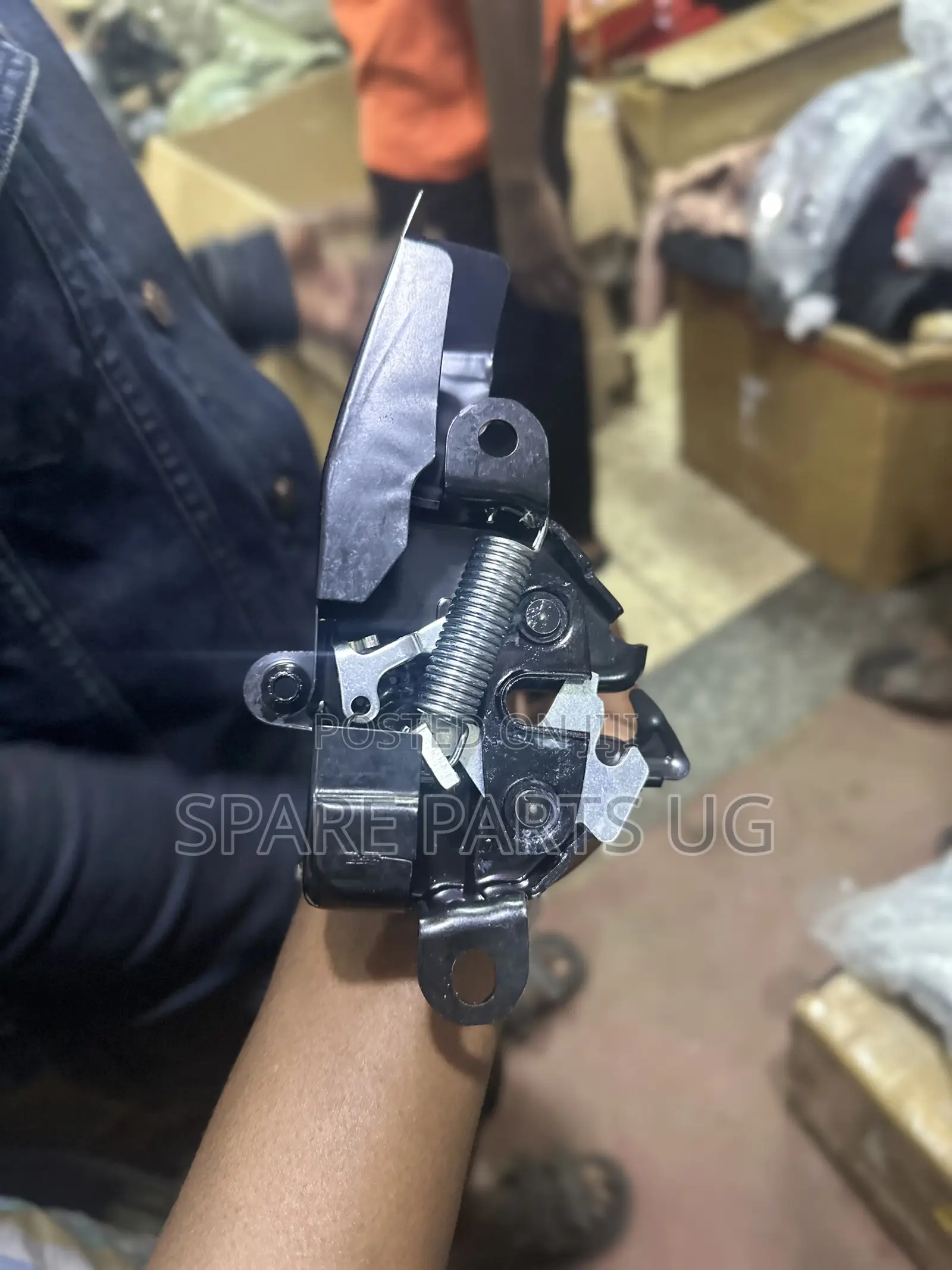 Hilux Revo / Rocco Hood / Bonnet Lock