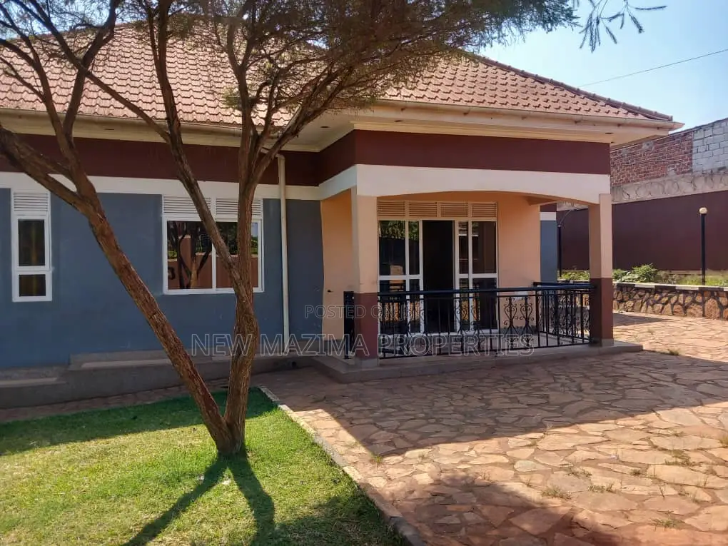3bdrm Bungalow in Namasuba Ntebe Rd, Division A for rent