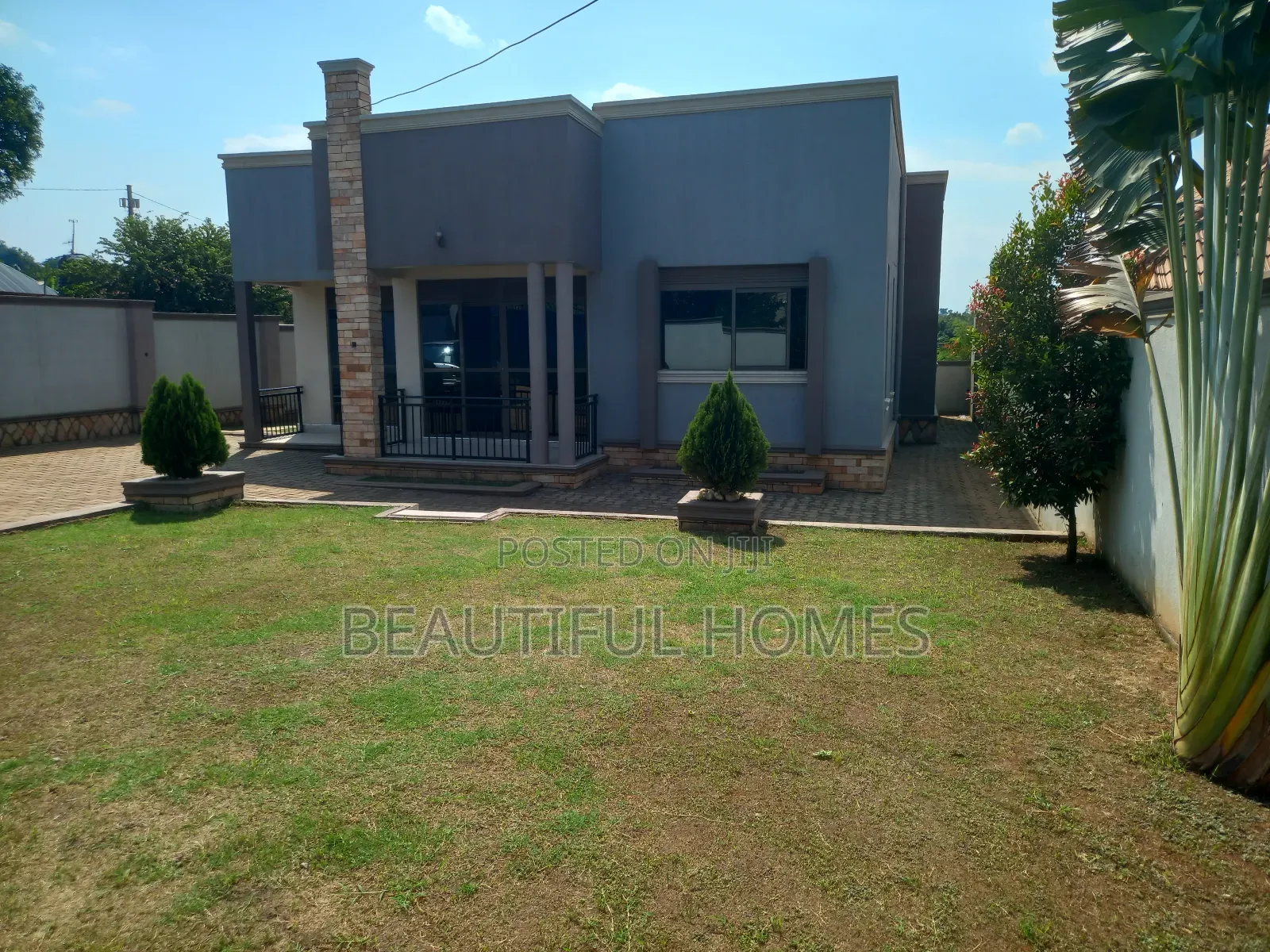 Furnished 4bdrm House in Kira for sale
