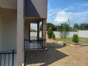 Furnished 4bdrm Bungalow in Kira for sale