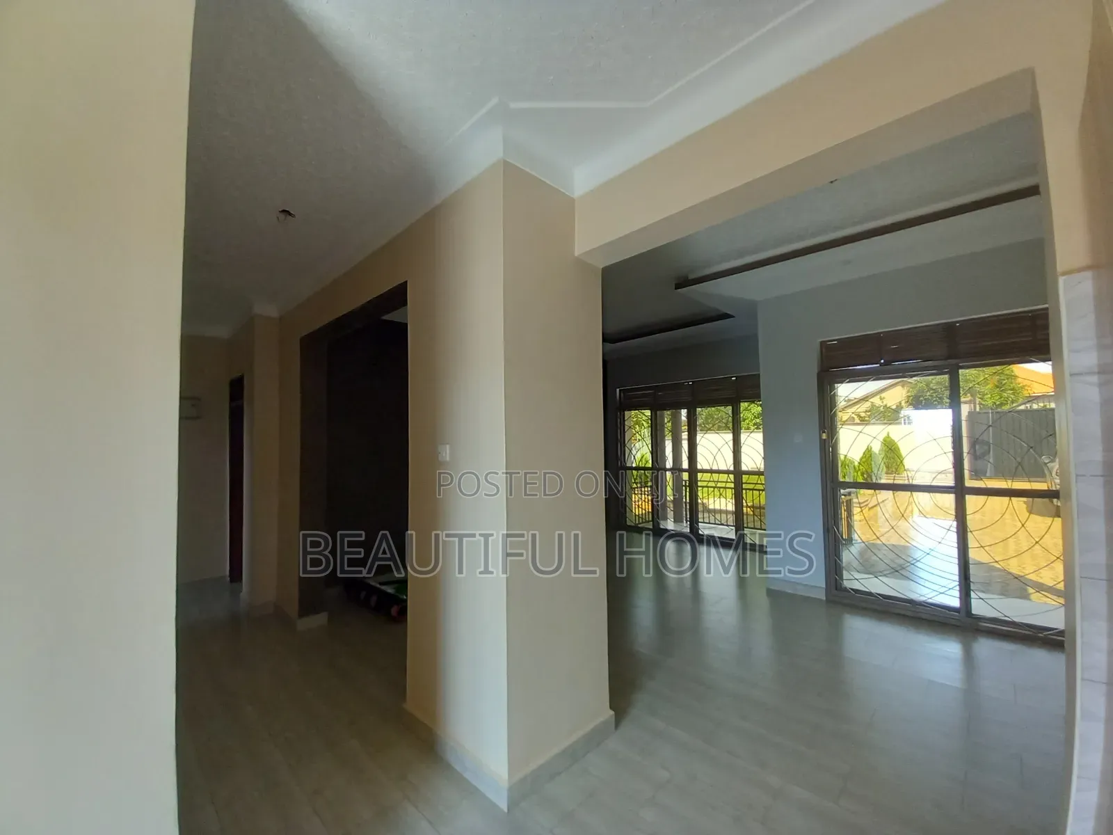 Furnished 4bdrm House in Kira for sale