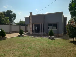 Furnished 4bdrm Bungalow in Kira for sale