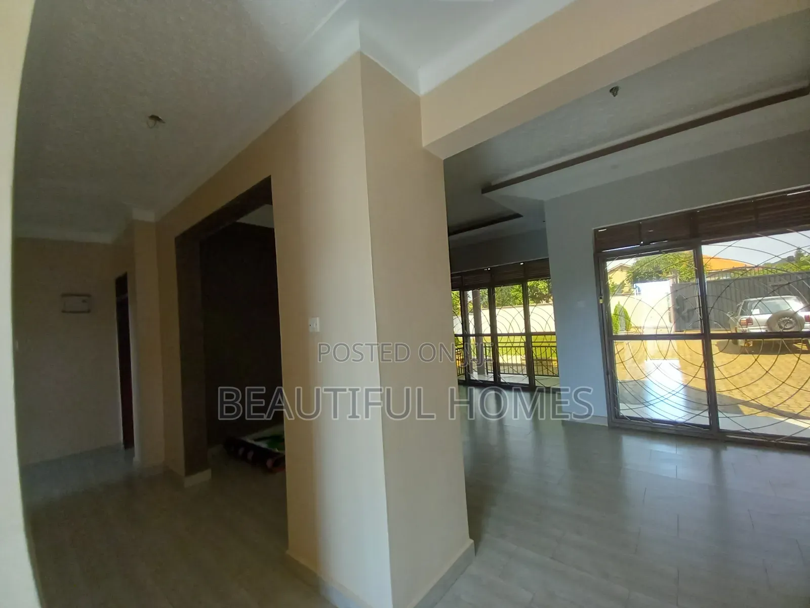Furnished 4bdrm Bungalow in Kira for sale