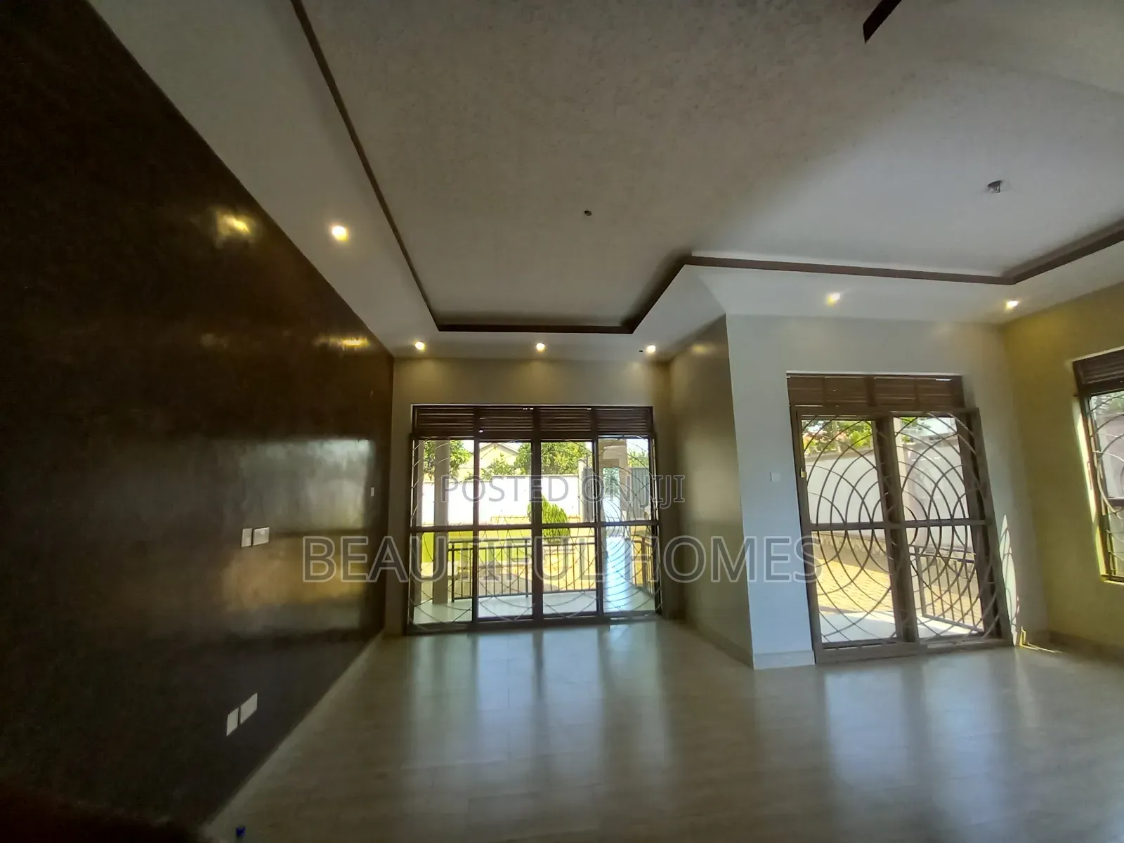 Furnished 4bdrm Bungalow in Kira for sale