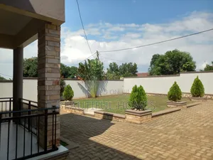 Furnished 4bdrm Bungalow in Kira for sale