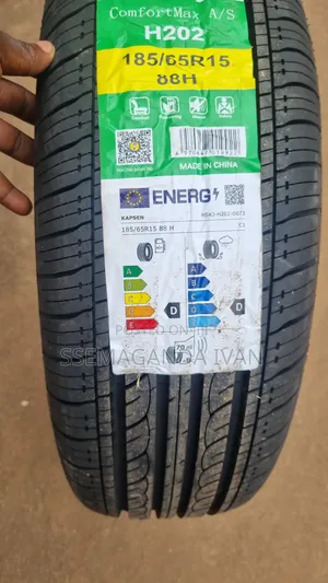 Photo - 185/65r15 Practical Max