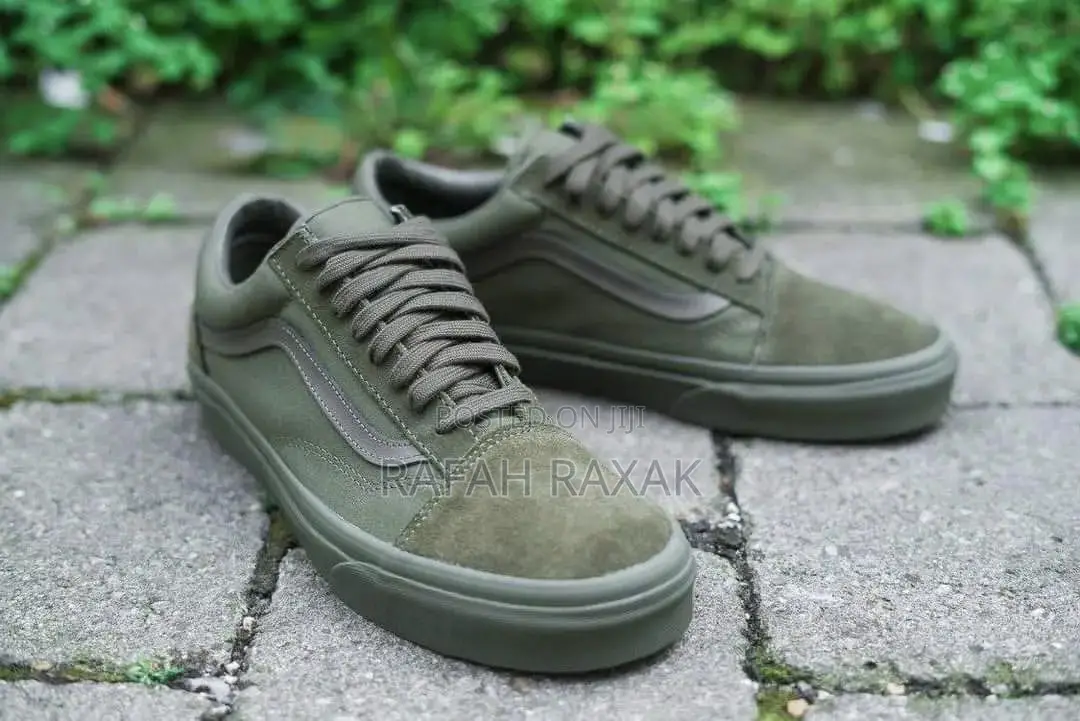 Original Army Green Old Skool Ivy Vintage Vans Off the Wall