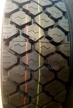 215/75r17.5 Mudgrip Tyres