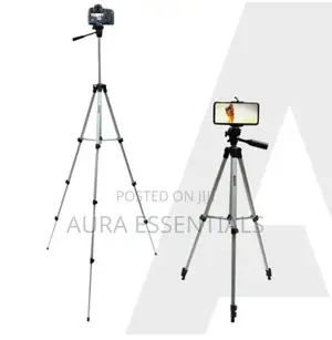 Silver 3110 Metal Tripod Stand