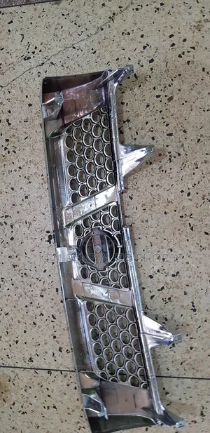 Grill for Nissan Hardbody 2005