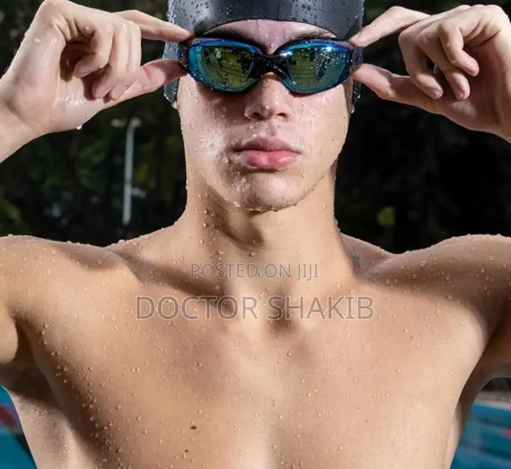 New Professional Waterproof Swimming Goggles (Anti-Fog)