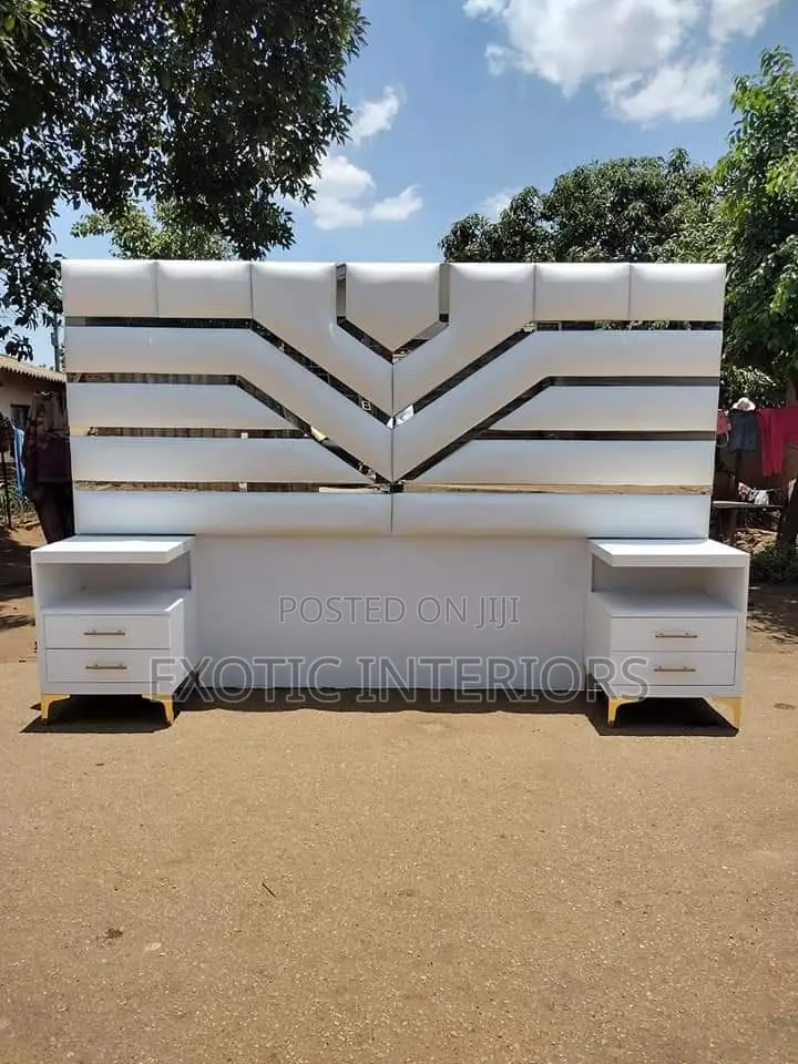 Bed of 5x6feet Order On