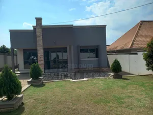 Furnished 4bdrm Bungalow in Kira for sale