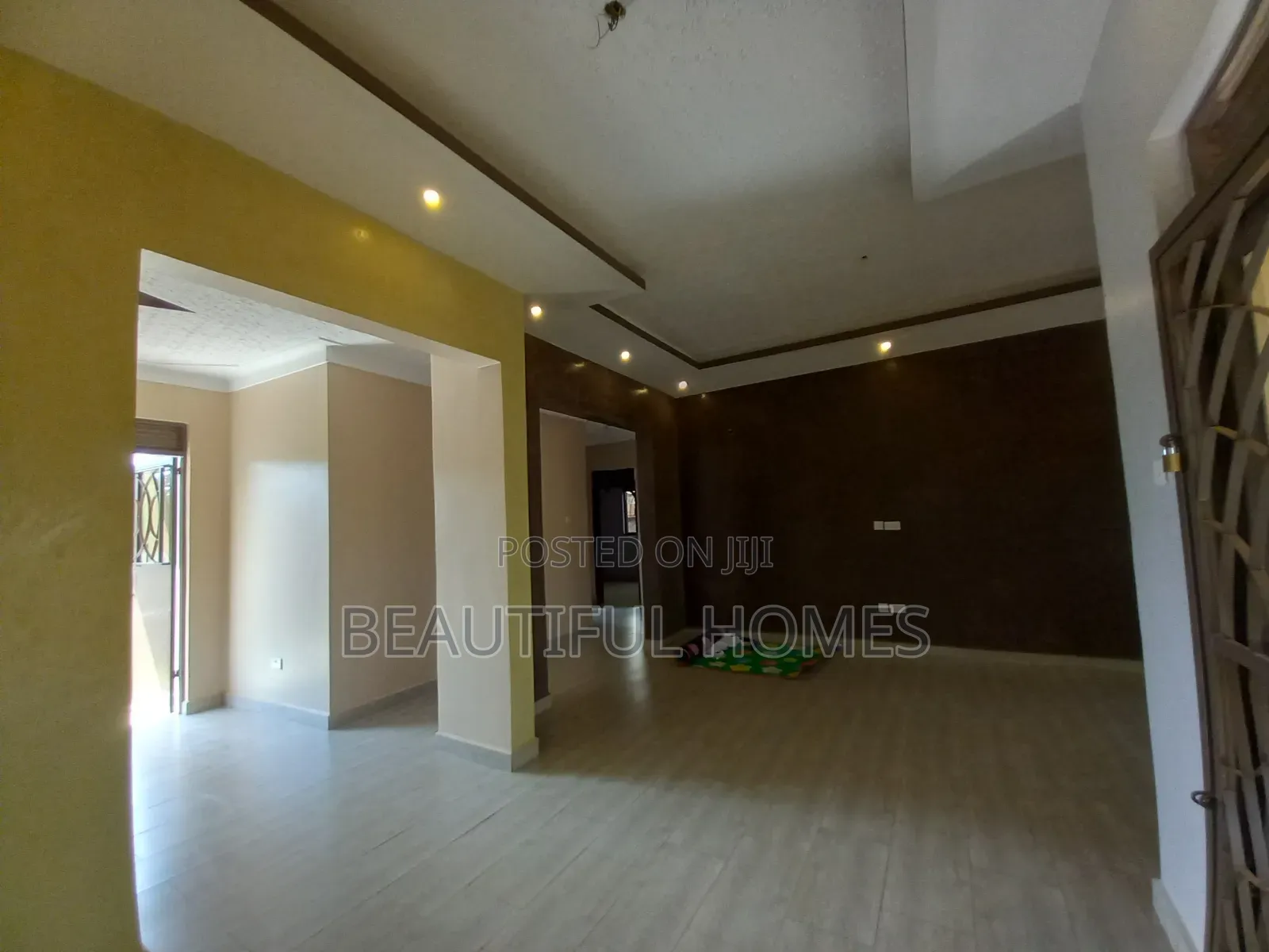 Furnished 4bdrm House in Kira for sale