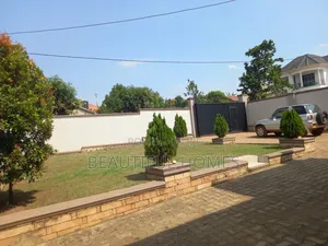 Furnished 4bdrm Bungalow in Kira for sale