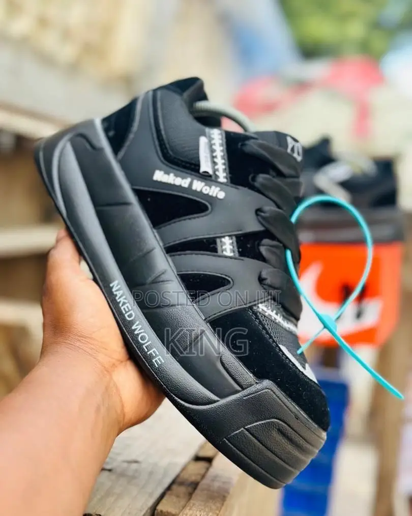 Vogue Fit Sneakers