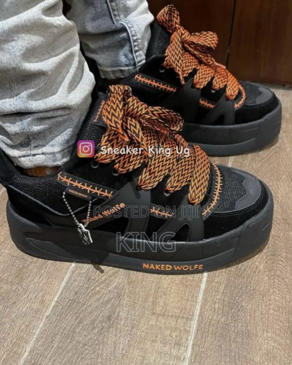Lace Up Fine Sneakers