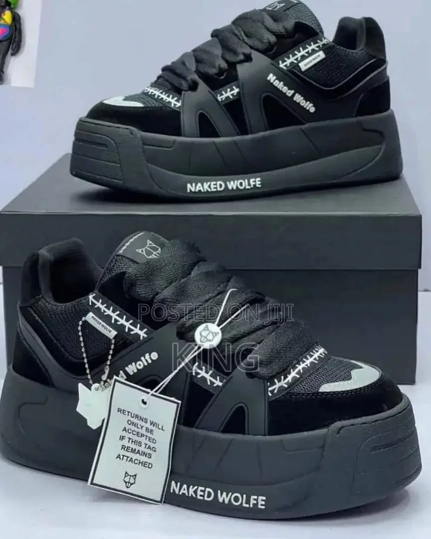 Vrine Sneakers
