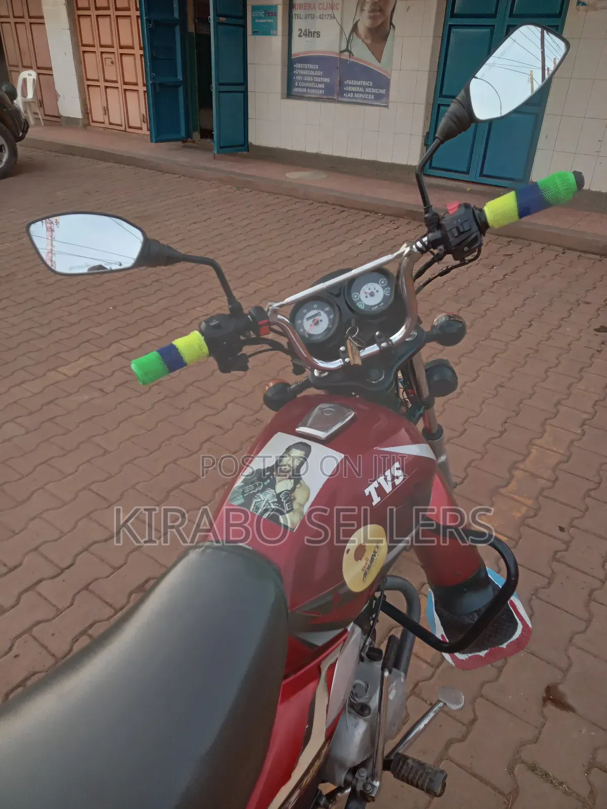TVS HLX 125 2023 Red