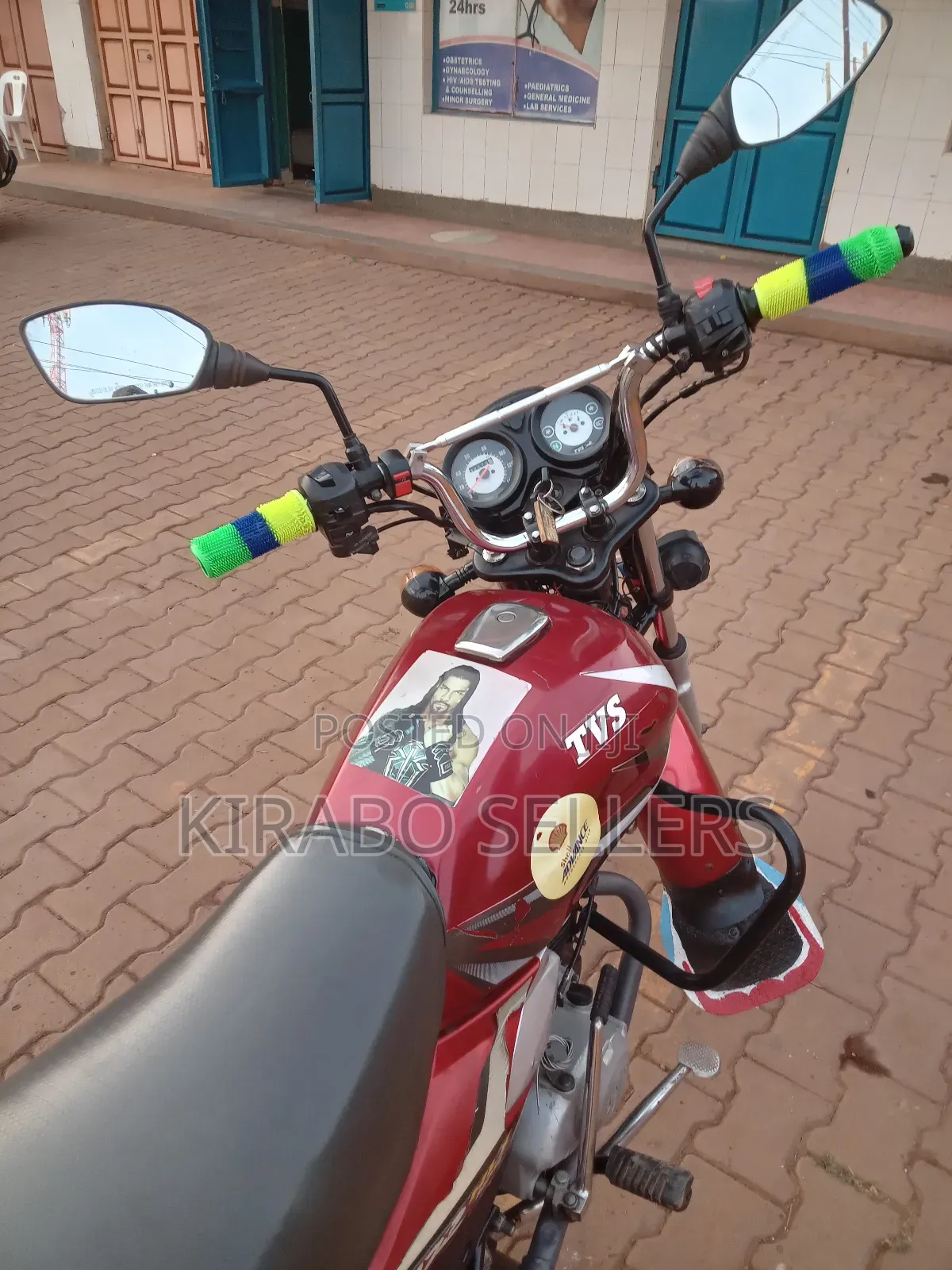 TVS HLX 125 2023 Red