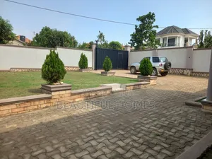 Furnished 4bdrm House in Kira for sale