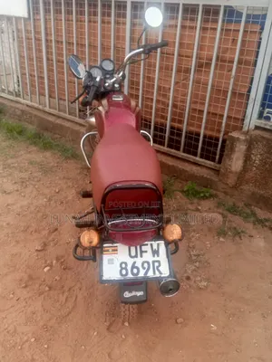 Bajaj Boxer 2024 Red