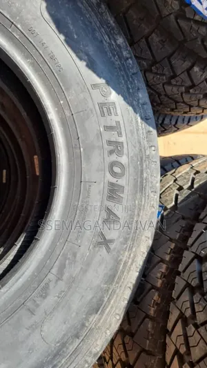 700r16 Petromax Highway