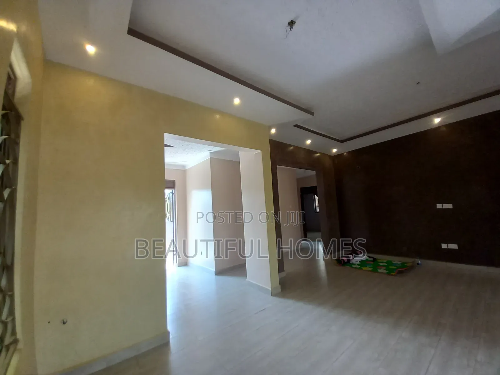Furnished 4bdrm Bungalow in Kira for sale