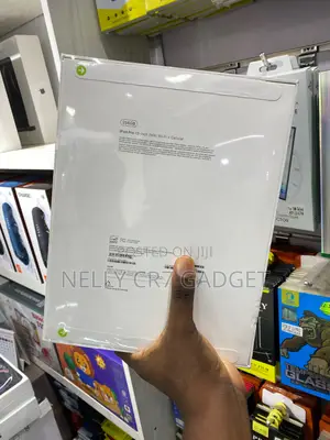 New Apple iPad Pro 13 (2024) 256 GB Gray