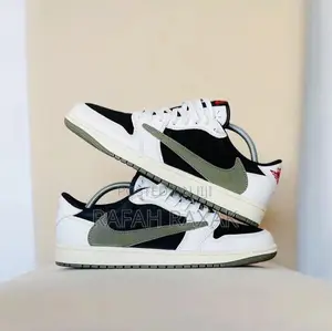 Original Nike Air Jordan 1 Low Travis Scott Olive Sneaker