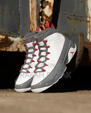 Original Air Jordan 9 Retro (Fire Red) Grey/White Sneakers