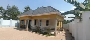 3bdrm Bungalow in Wemac Properties, Kira for sale