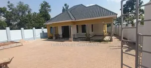 3bdrm Bungalow in Wemac Properties, Kira for sale
