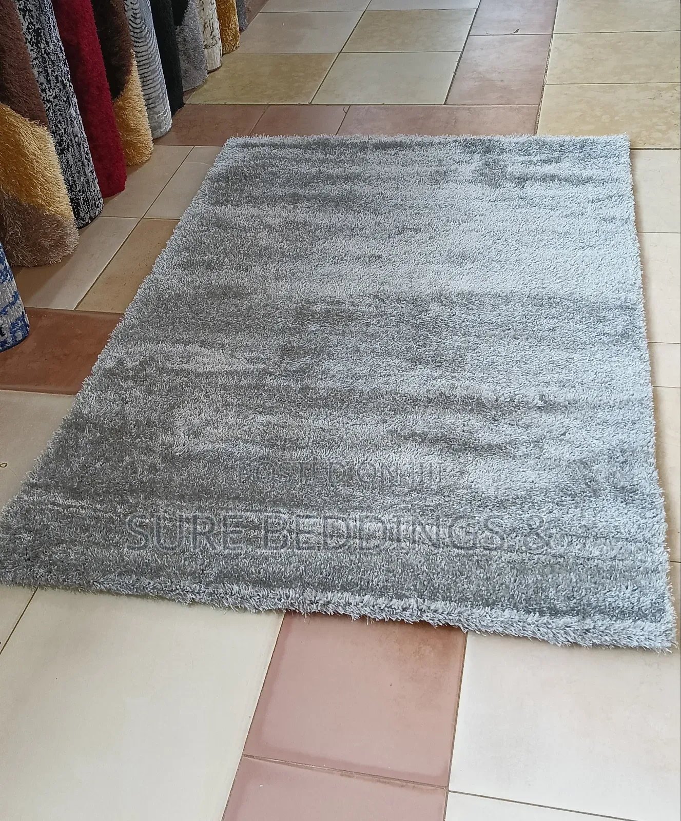 Medium Shaggy Rug