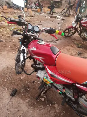 Bajaj CT 110X 2022 Red