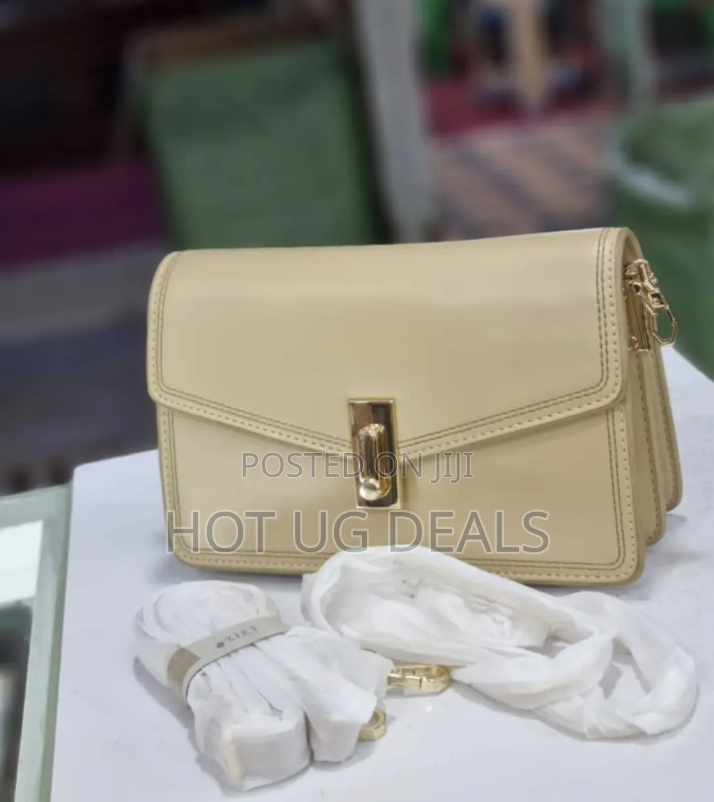 Classic Ladies' Leather Luxury Fashionable Handbag- Varies