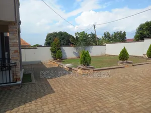 Furnished 4bdrm Bungalow in Kira for sale