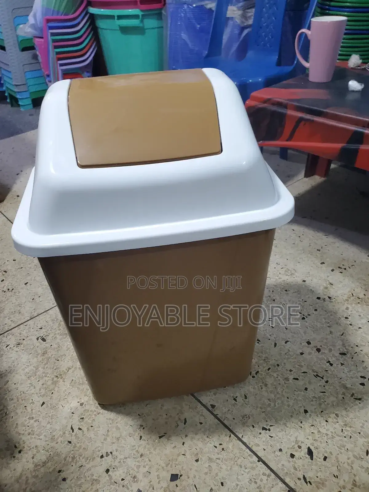 Dust Bins Plastic Dust Bins